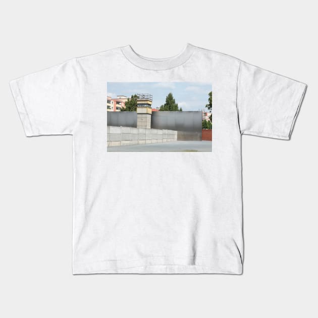 Former watchtower, Berlin Wall Memorial, Bernauer Strasse, Berlin Kids T-Shirt by Kruegerfoto